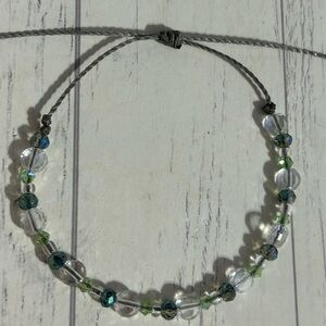 Elegant Green and Silver Beaded Bracelet